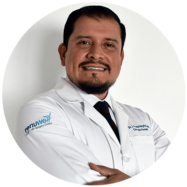 Guadalajara bariatric doctor smiling